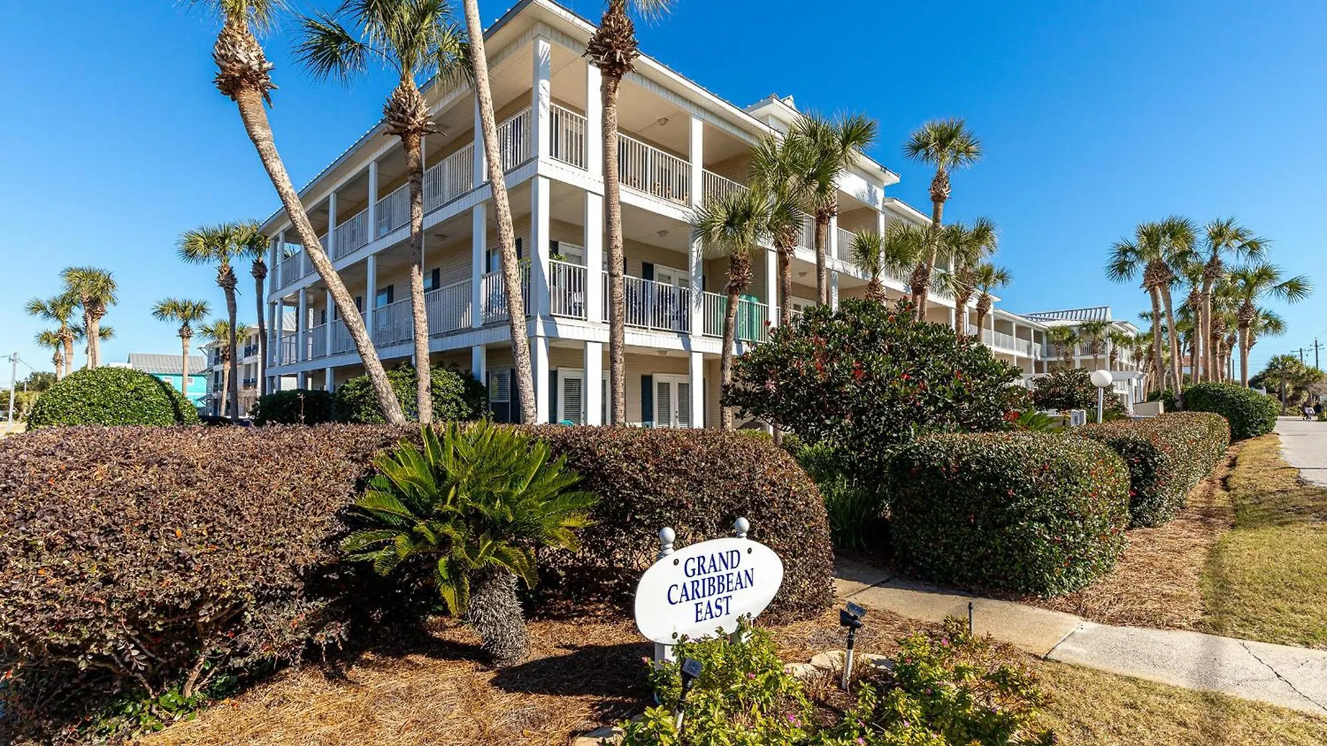 Grand Caribbean East 309- By Holiday Isle Properties Destin Apartment