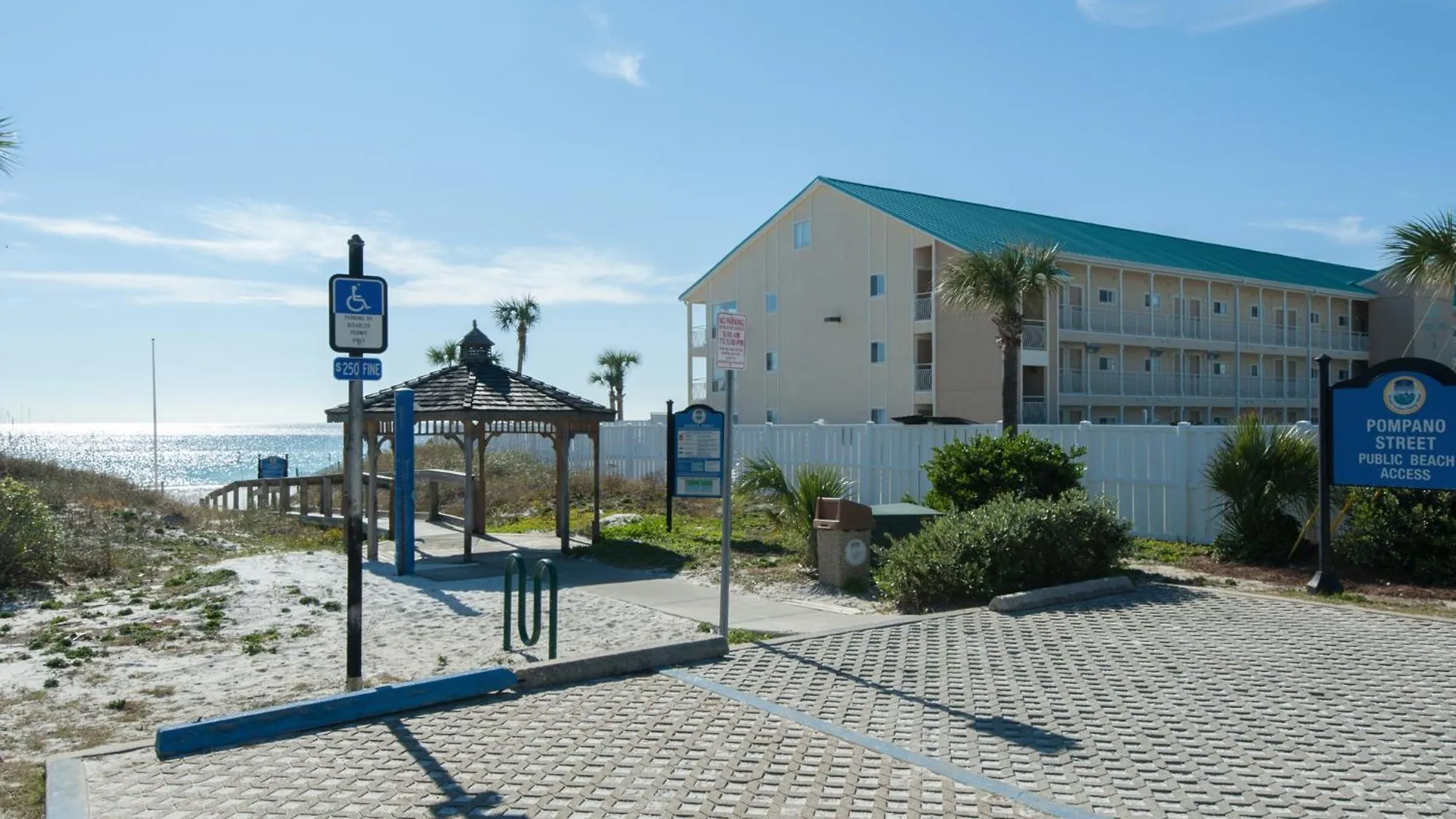 Grand Caribbean East 309- By Holiday Isle Properties Destin Apartment