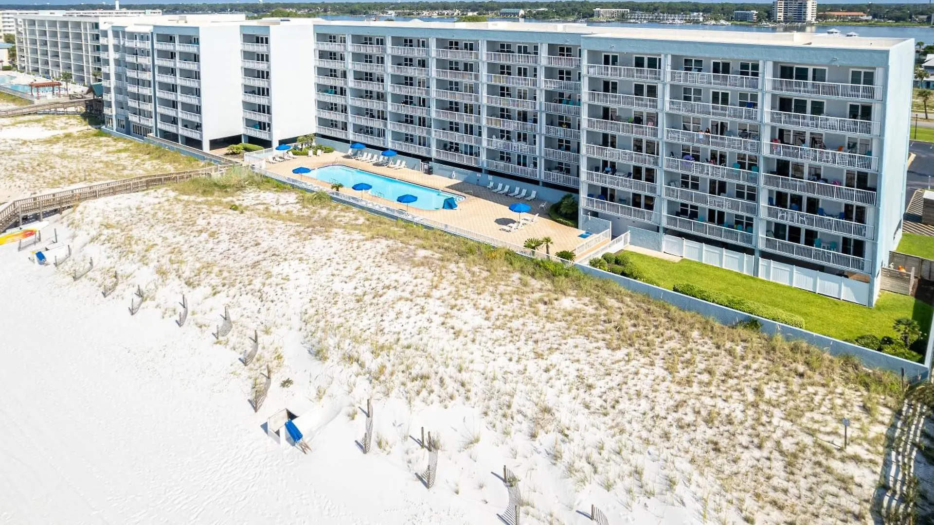 Grand Caribbean East 309- By Holiday Isle Properties Destin Apartment